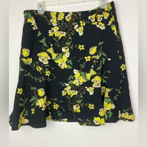 Who What Wear NWOT bright floral on black background side zipped skirt - Picture 2 of 7